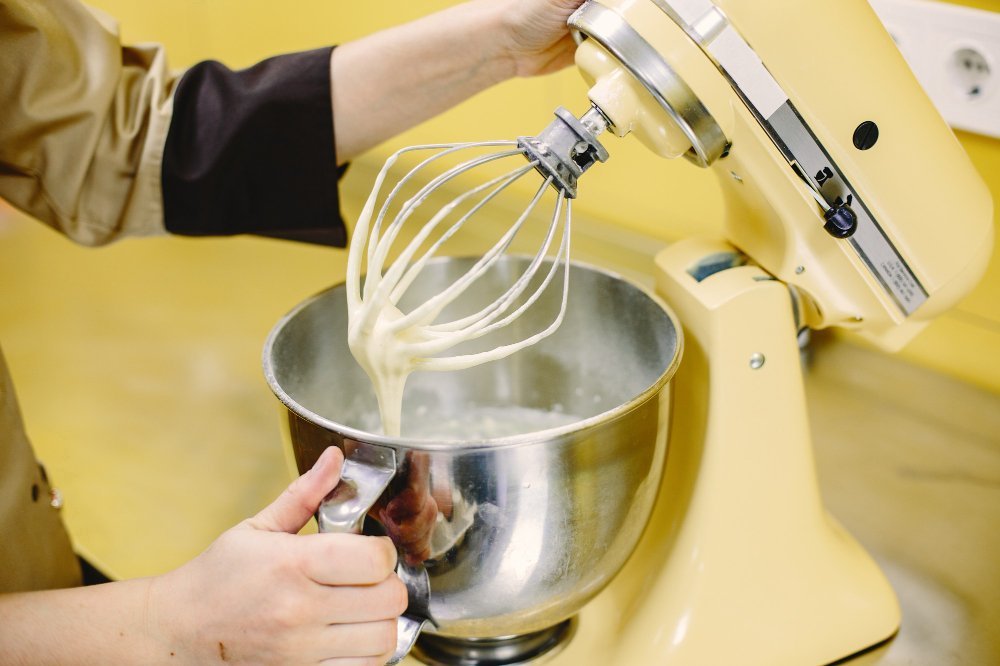 Stand mixer